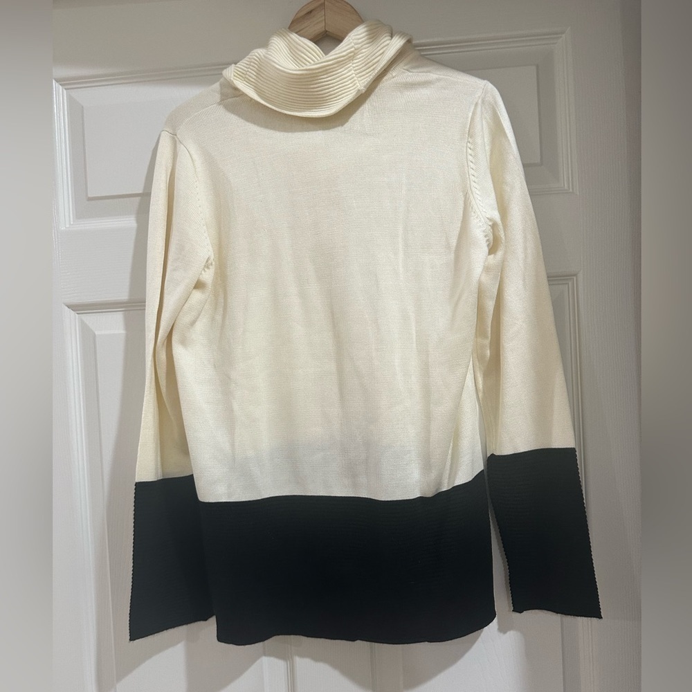 CALVIN KLEIN Knit Cowl Neck Sweater color block ribbed black white loose Sz L - Picture 2 of 4